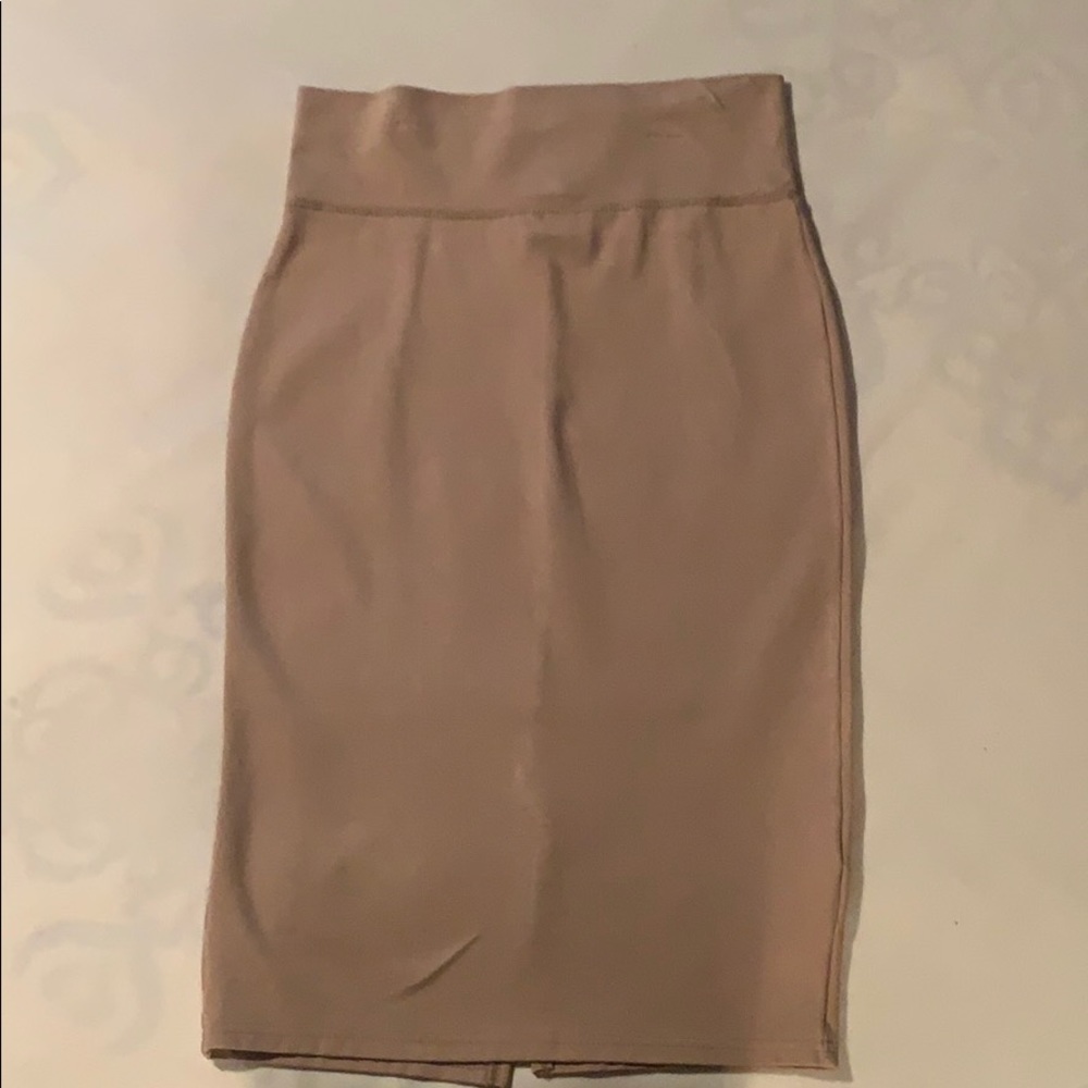 Pencil skirt